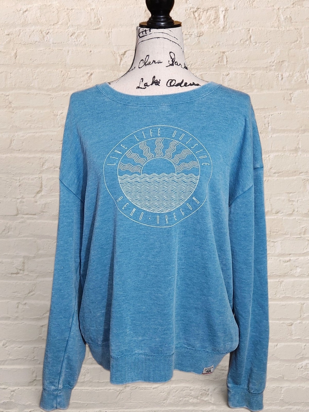 Techstyles Live Life Outside Blue Acid Wash Crewneck Sweatshirt L